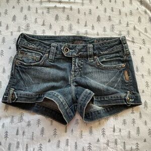 silver jean shorts,24w